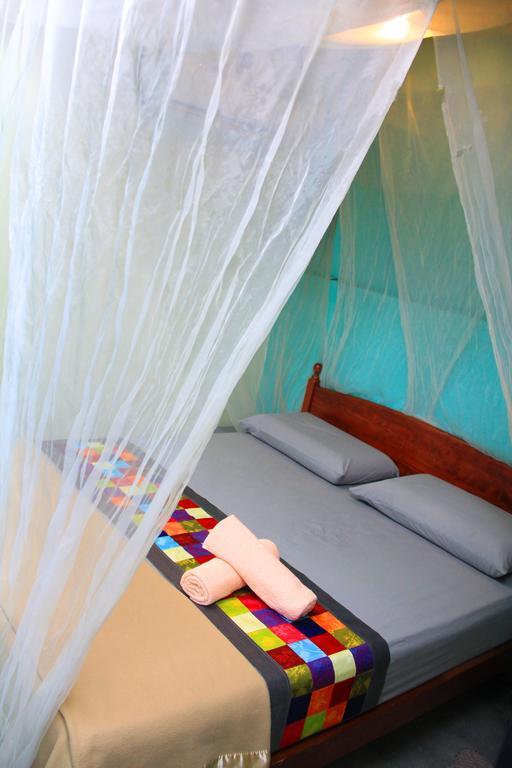 Motel Moontree47 George Town Habitación foto